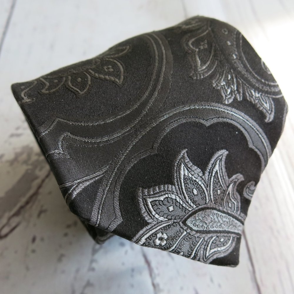 Valentino Textured Paisley Print 100% Silk Neck Tie